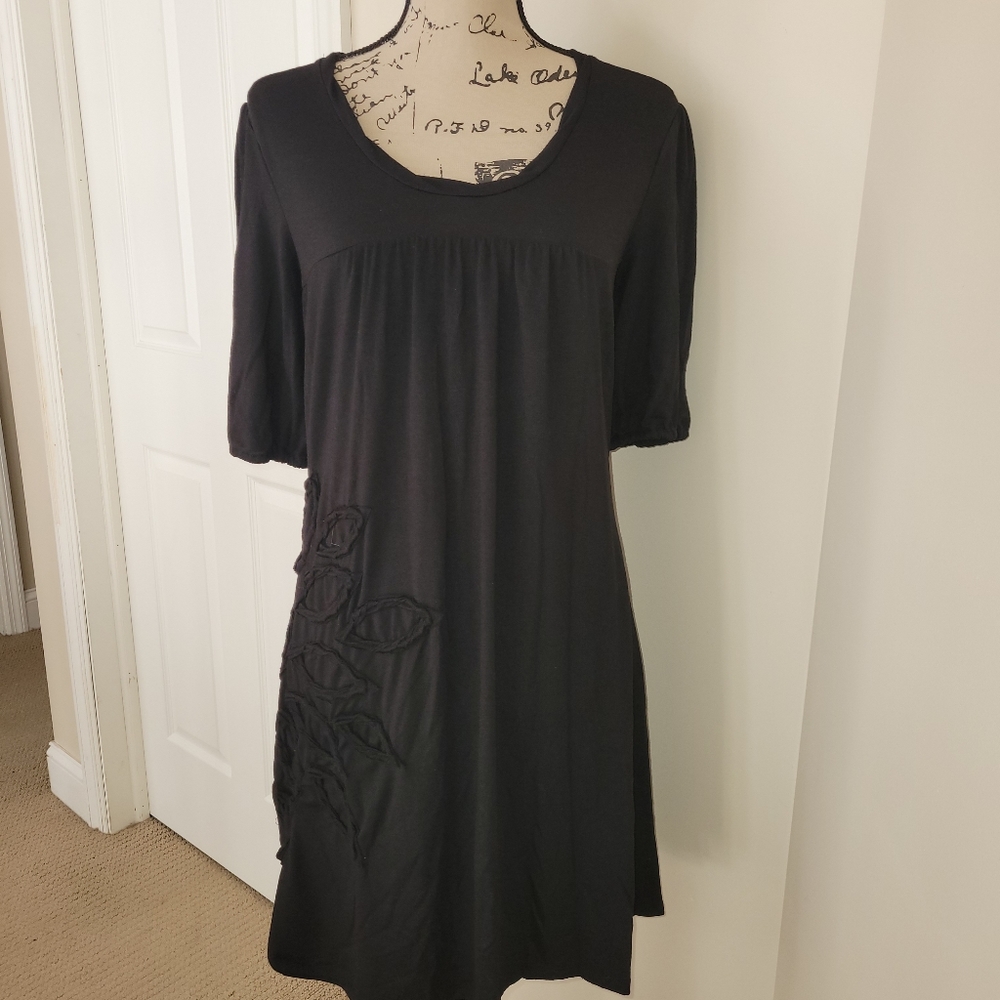 Elle Medium casual black dress